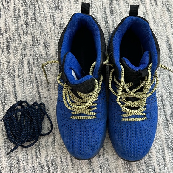 Thorogood Men’s Blue Safety Shoes Size 9.5 - Picture 2 of 7